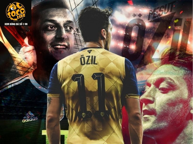 Khoảnh khắc Ozil xoay người, đánh gót chuyền bóng giữa vòng vây ba hậu vệ